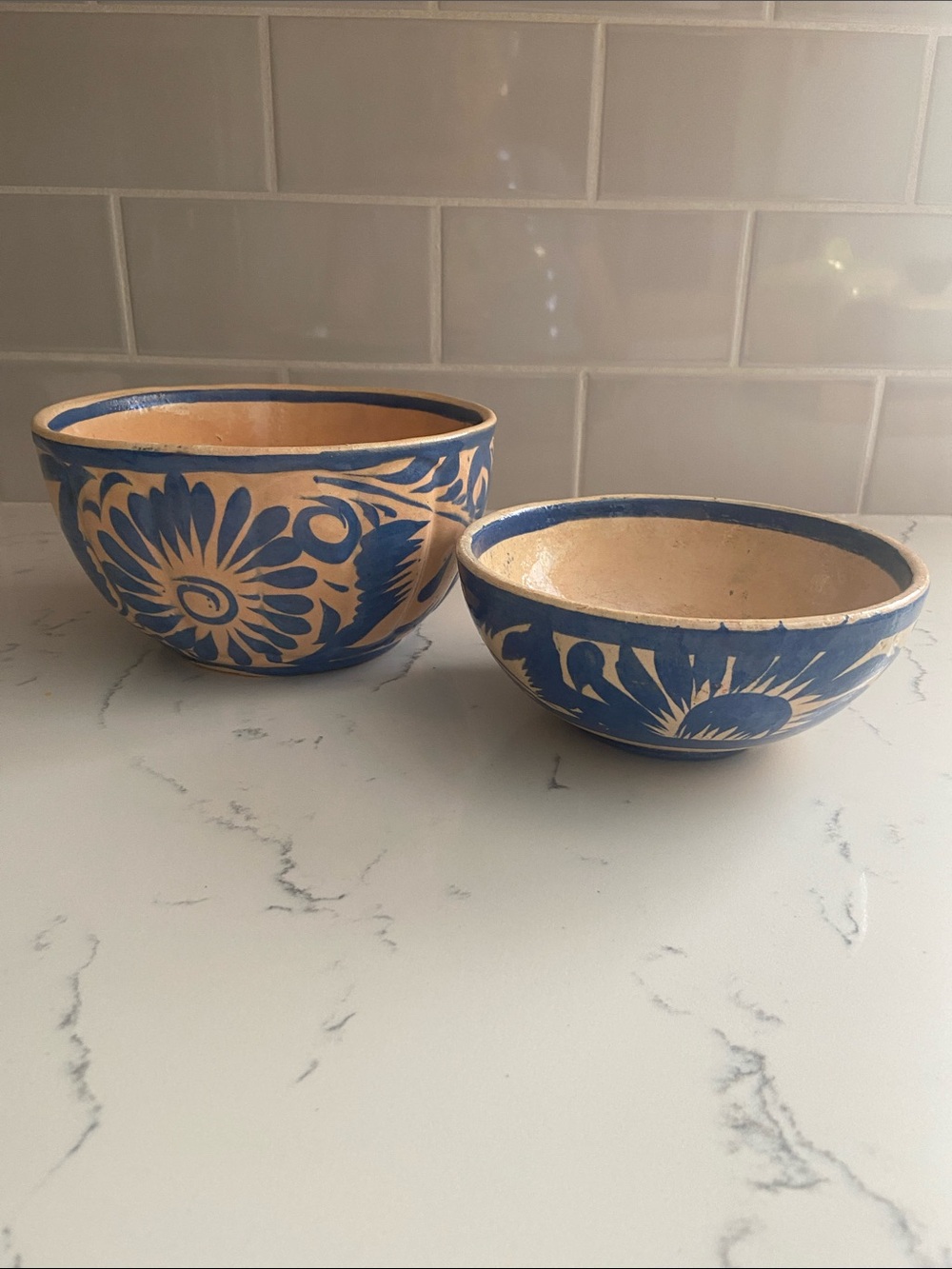Vintage Mexican Folk Art Pottery Bowls Hand Painted Set